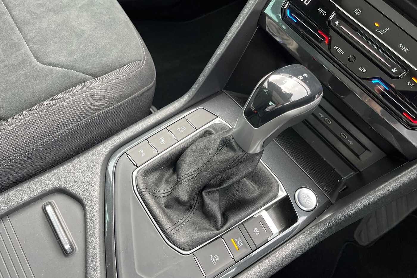 Volkswagen Tiguan PA Elegance EVO 1.5 TSI 150PS 7-speed DSG 5 door